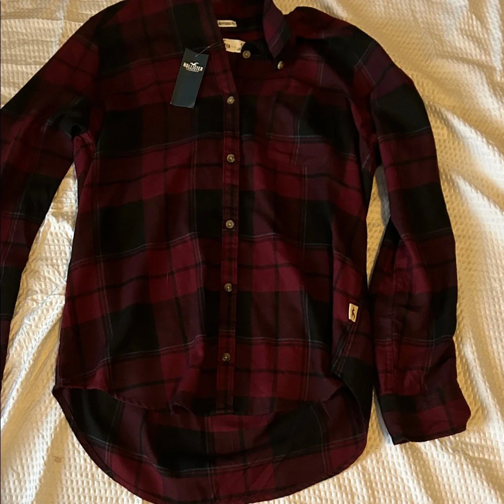 Hollister Women's Burgundy and Black Plaid Blouse - Picture 1 of 1